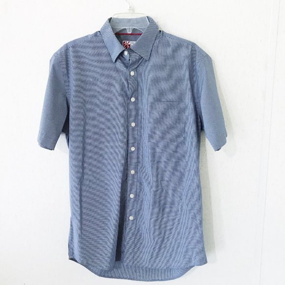 Chic-Fil-A Employee Shirt Team Member Short Sleeve Button Down - Picture 2 of 4